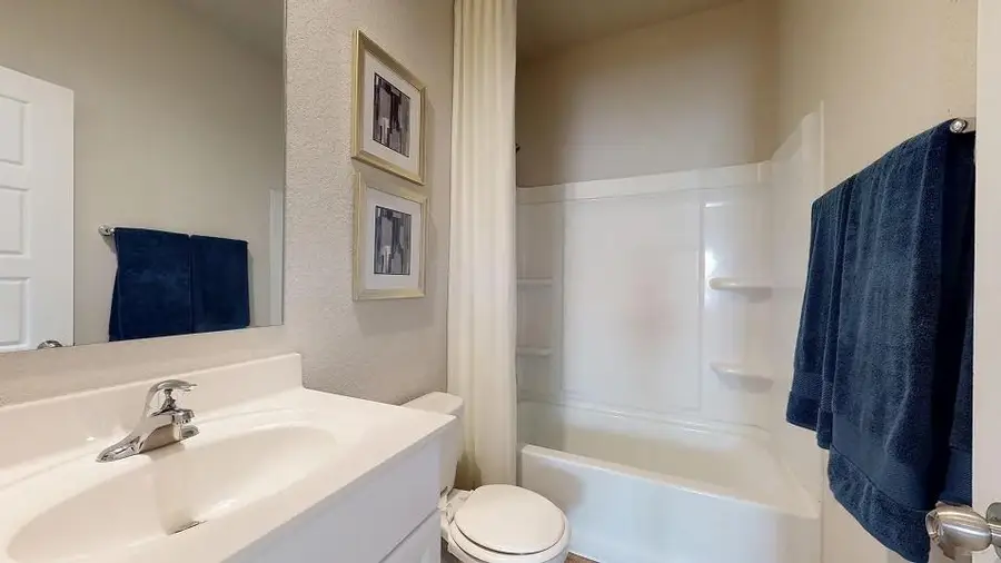 481 Valley View Drive, Tonganoxie, KS 66086 - #2