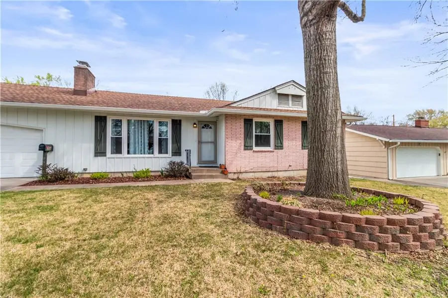 9804 E 79th Terrace, Raytown, MO 64138 - #2