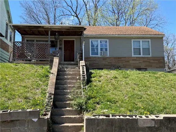 340 N Topping Avenue, Kansas City, MO 64123