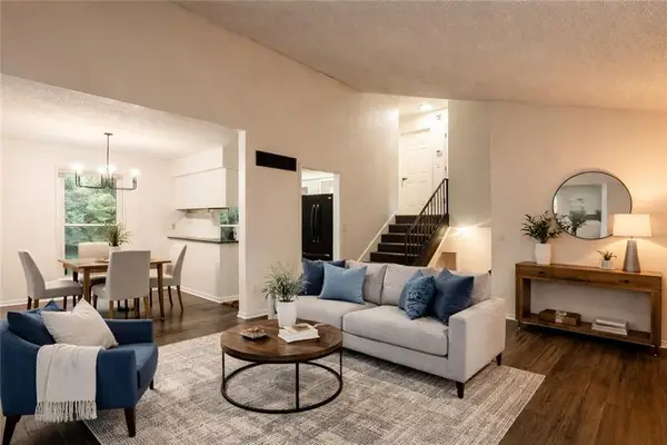 9525 Manning Avenue, Kansas City, MO 66134