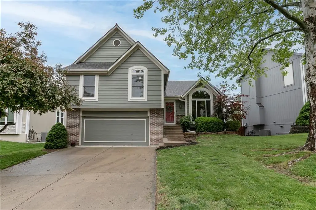 21513 W 52nd Street, Shawnee, KS 66226 - #1