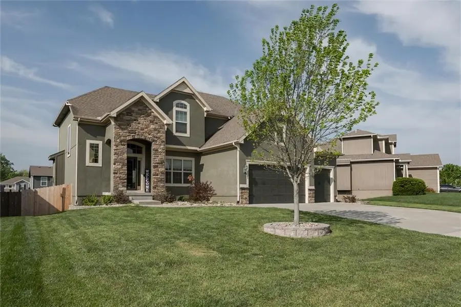 1521 SW Cross Creek Drive, Lees Summit, MO 64082 - #3