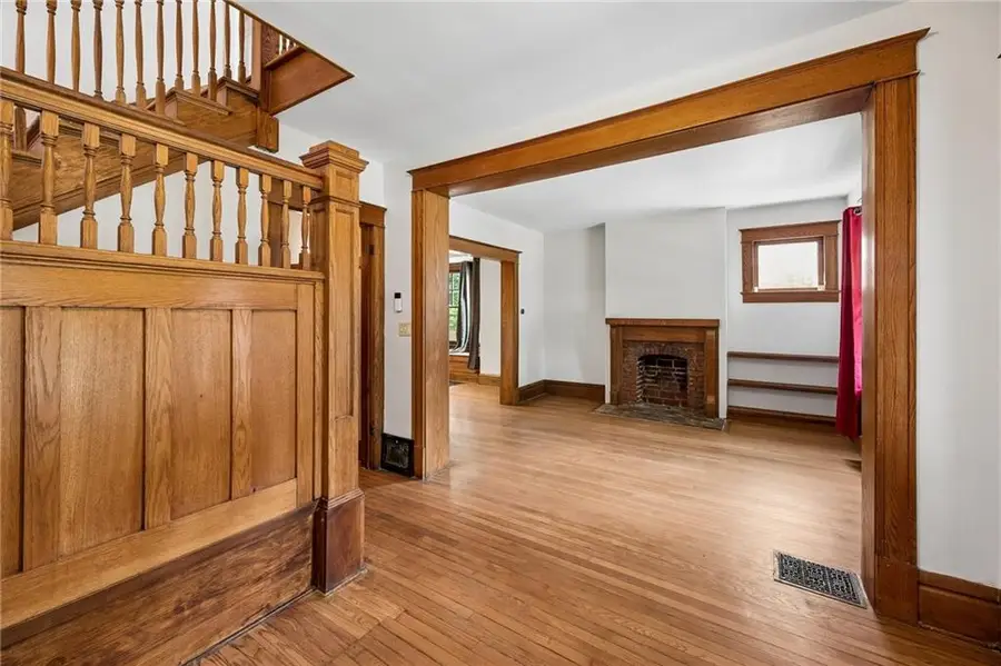 4411 Harrison Street, Kansas City, MO 64110 - #3