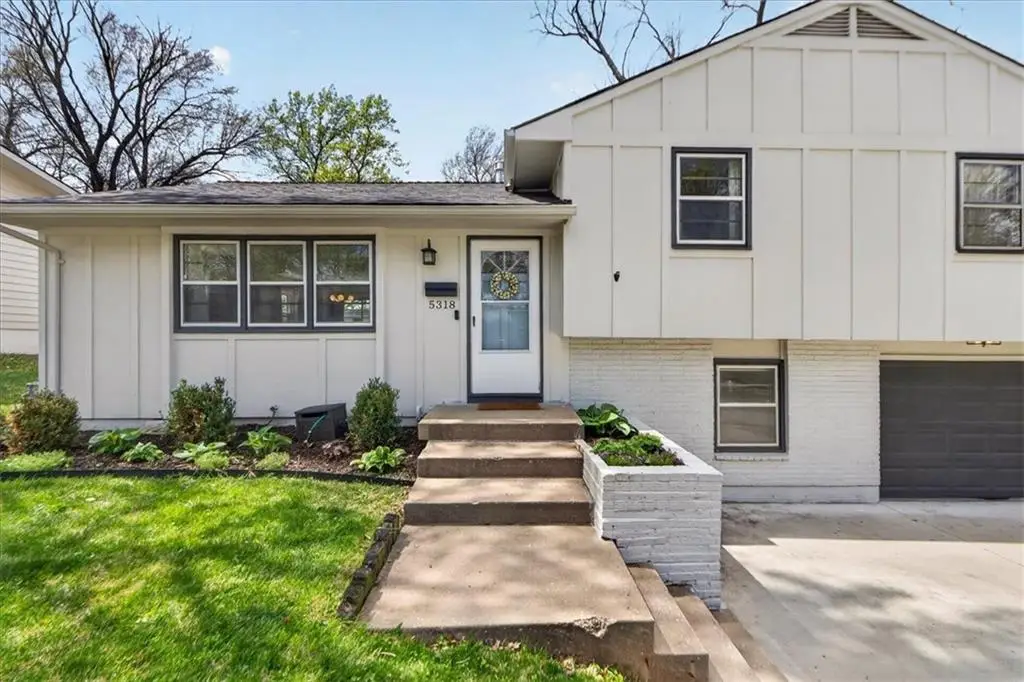 5318 Goodman Lane, Mission, KS 66202 - #1