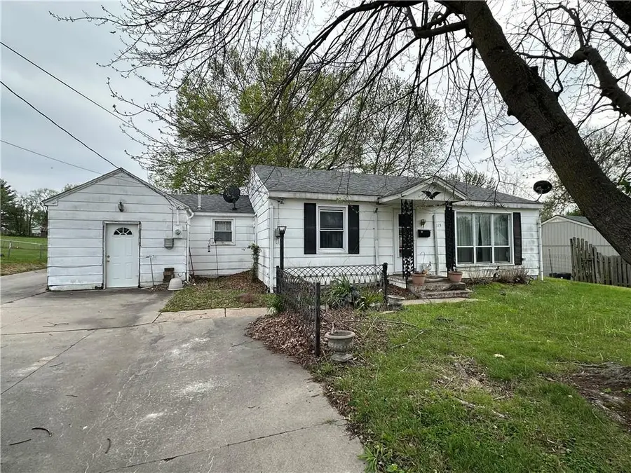 115 E South Street, Richmond, MO 64085 - #3
