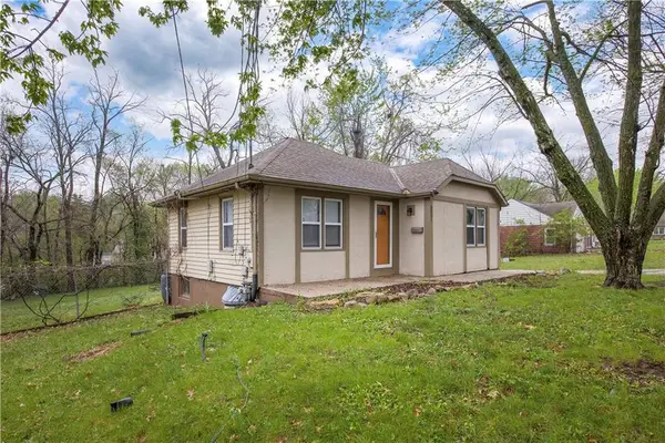 5521 Ash Avenue, Raytown, MO 64133