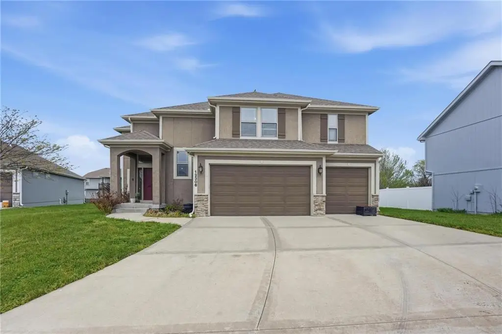 12306 Burr Oak Circle, Peculiar, MO 64078 - #1