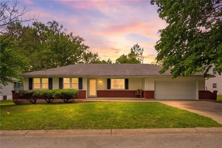 944 Ridge Drive, Warrensburg, MO 64093 - #2