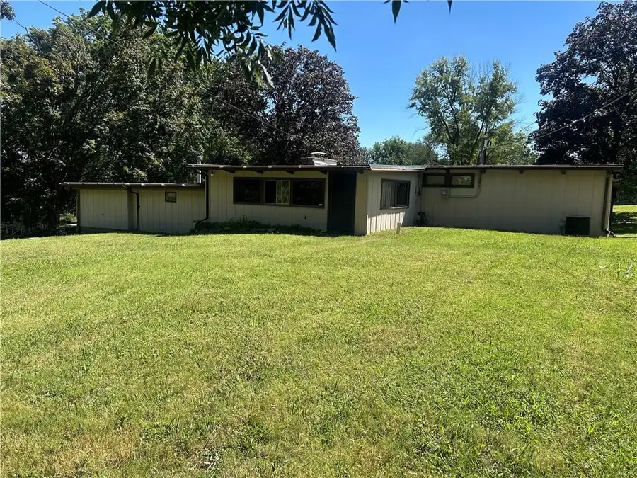 7318 Reynolds Avenue, Kansas City, KS 66111 - #2