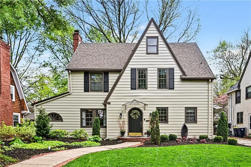 419 W 70th Terrace, Kansas City, MO 64113 - #1