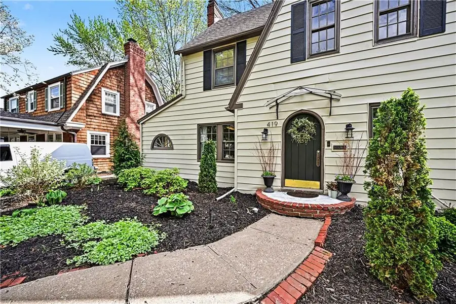 419 W 70th Terrace, Kansas City, MO 64113 - #3