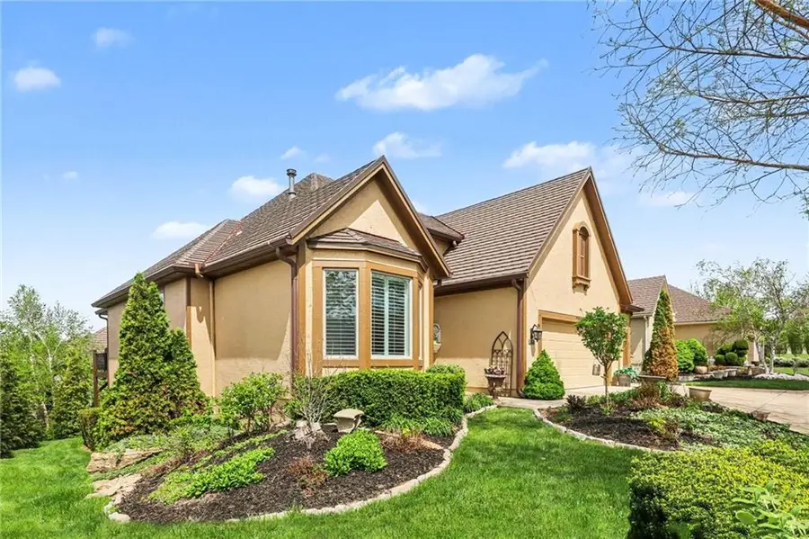 20306 W 99th Terrace, Lenexa, KS 66220 - #2