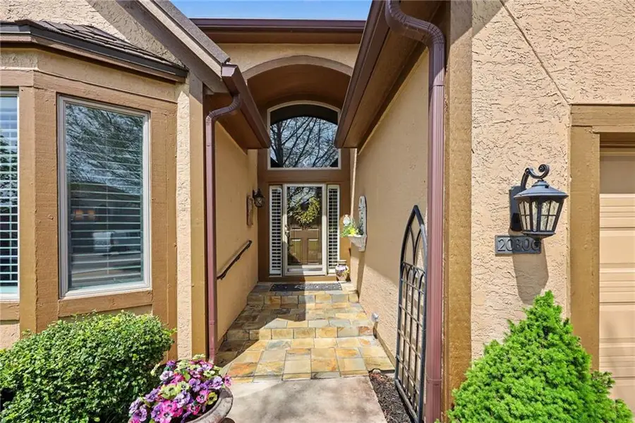 20306 W 99th Terrace, Lenexa, KS 66220 - #3