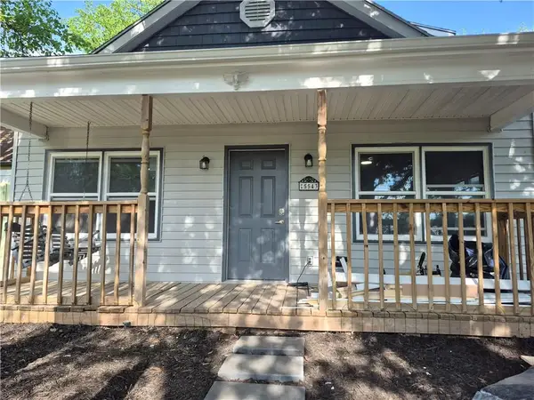 5543 S 1st Street, St Joseph, MO 64504