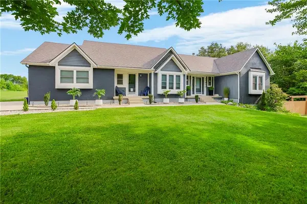 17850 W 182nd Street, Olathe, KS 66062