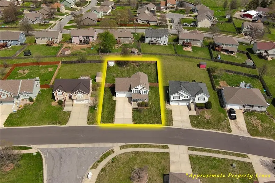 2156 Shenandoah Drive, Leavenworth, KS 66048 - #2