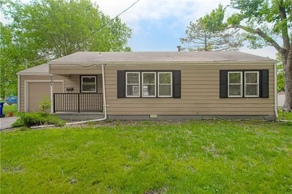6701 W 79th Street, Overland Park, KS 66204