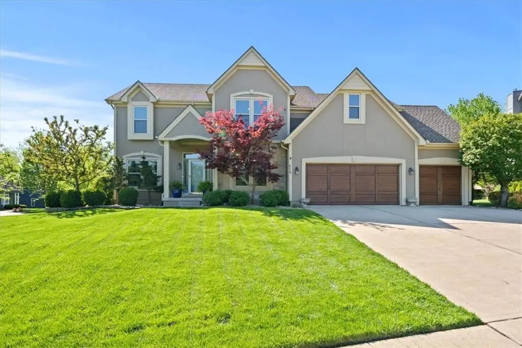 616 SW Trailpark Circle, Lees Summit, MO 64081 - #1