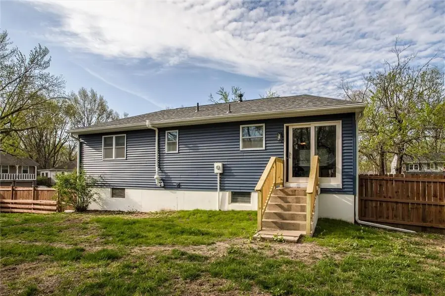 2807 NW Milford Place, Blue Springs, MO 64015 - #3