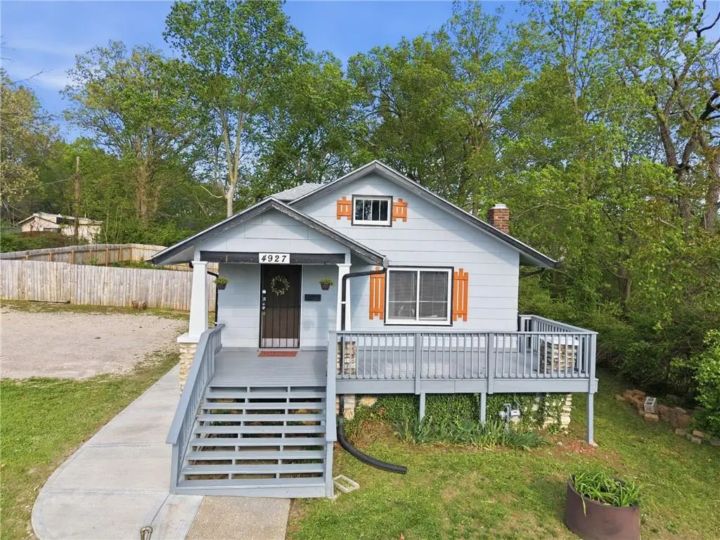 4927 Woodland Avenue, Kansas City, MO 64110 - #1
