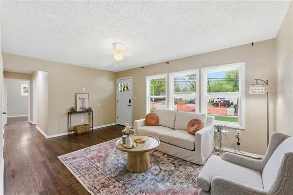 10803 Blue Ridge Boulevard, Kansas City, MO 64134