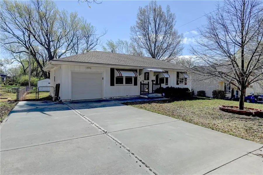 11003 Herrick Avenue, Kansas City, MO 64134 - #3