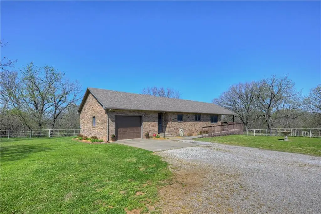 286 S 160th Street, Girard, KS 66743 - #1