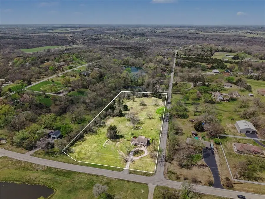 13110 S Lakeshore Drive, Olathe, KS 66061 - #3