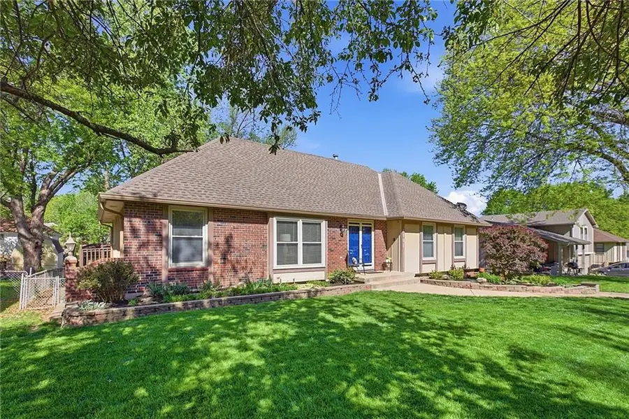 1101 SW 15th Street, Blue Springs, MO 64015 - #2