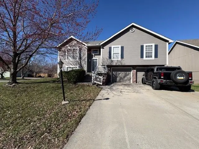 3020 Garland Street, Leavenworth, KS 66048 - #1