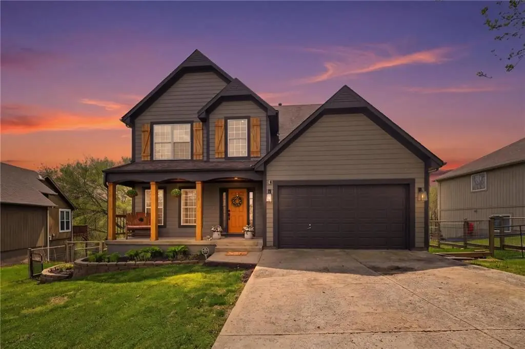 215 E Whispering Hills Boulevard, Lone Jack, MO 64070 - #1