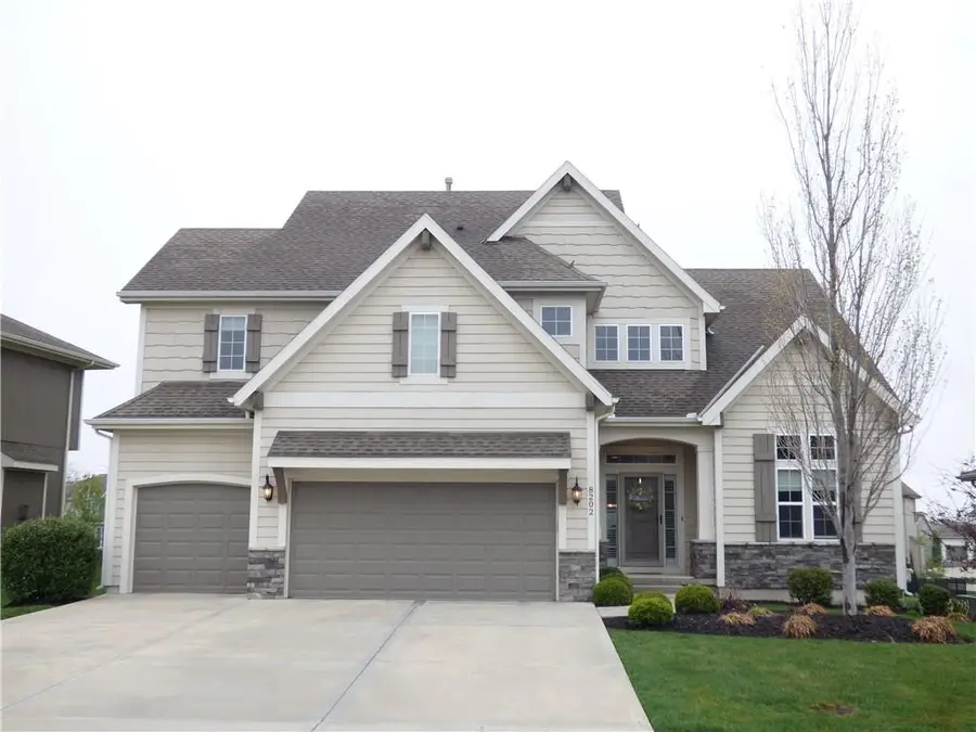 8202 W 166th Court, Overland Park, KS 66085 - #2