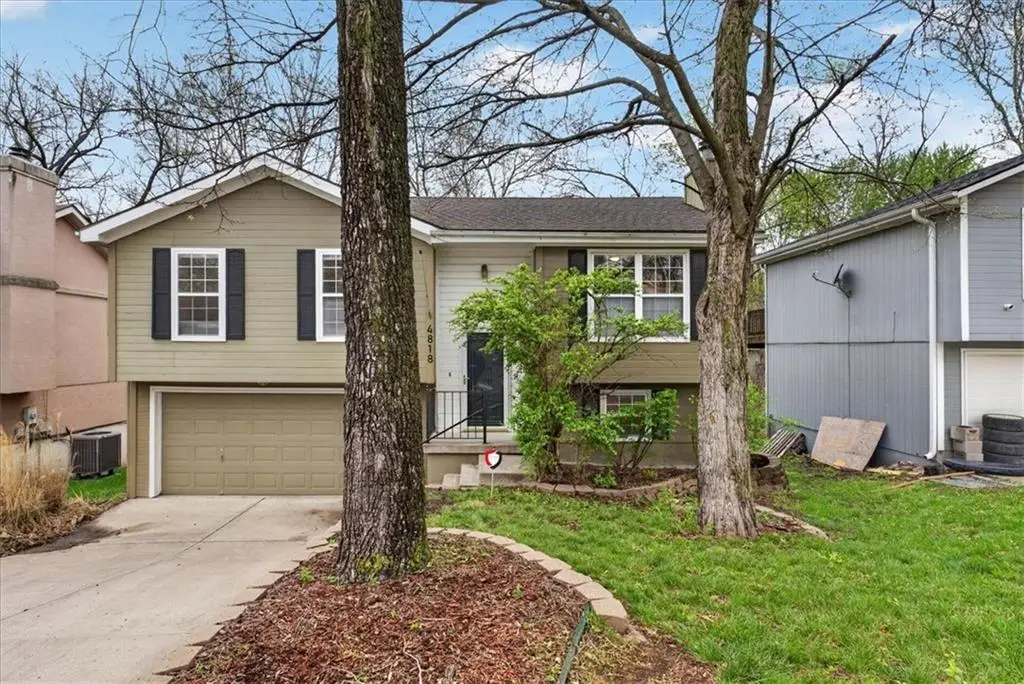 4818 N Fremont Avenue, Kansas City, MO 64119 - #1