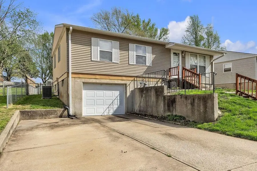 2503 Cypress Avenue, Saint Joseph, MO 64503 - #2