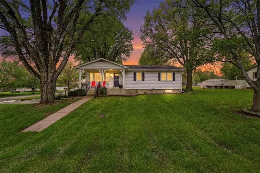 444 E Ash Street, Drexel, MO 64742 - #2