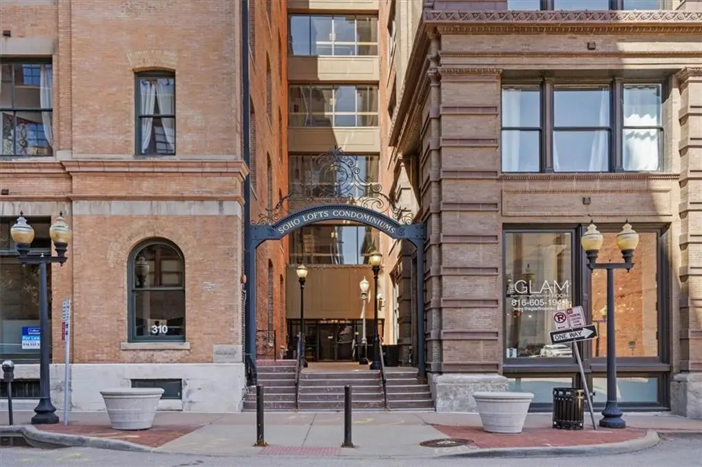 308 W 8th Street #712, Kansas City, MO 64105 - #1