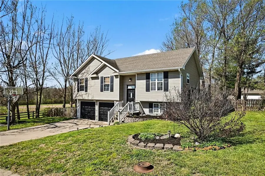 608 Castile Street, Gower, MO 64454 - #3