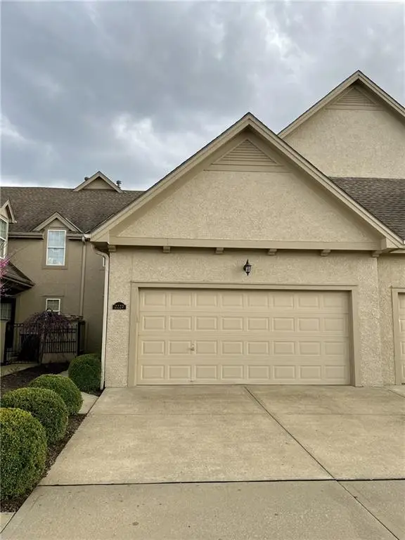 2227 NE 107th Terrace, Kansas City, MO 64155