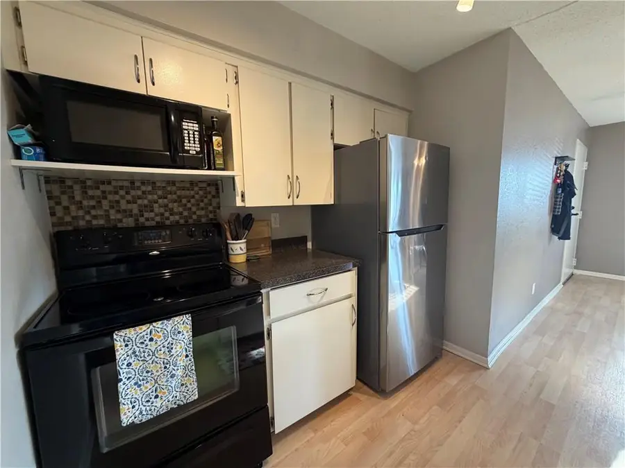 6232 Robinson Street #3, Mission, KS 66202 - #3