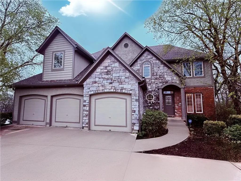 521 S Minter Road, Grain Valley, MO 64029 - #1