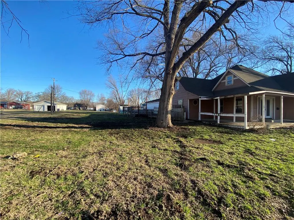 110 W Riley Street, Easton, KS 66020 - #1