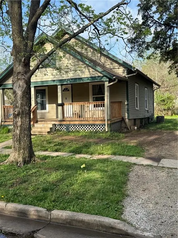 734 S Hickory Street S, Ottawa, KS 66067 - #1