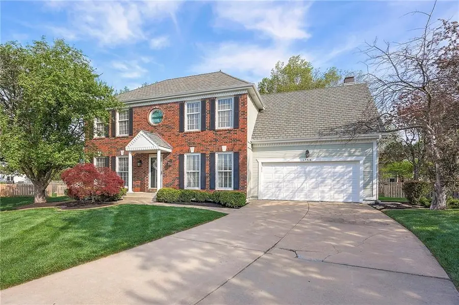 12316 Connell Drive, Overland Park, KS 66213 - #2