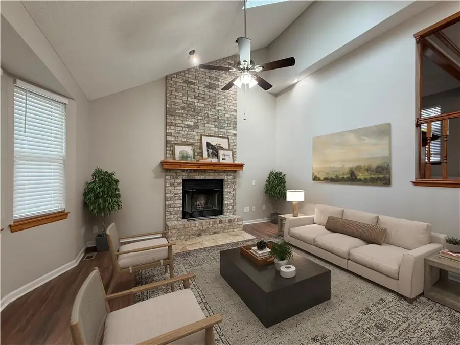 1304 Huntington Circle, Greenwood, MO 64034 - #2