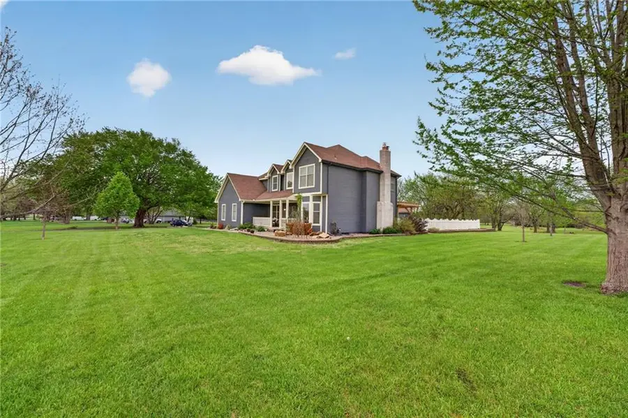 905 Florence Avenue, Raymore, MO 64083 - #3