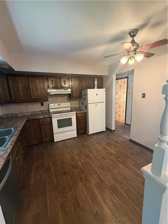 2607 NW Powderhorn Drive, Kansas City, MO 64154 - #2