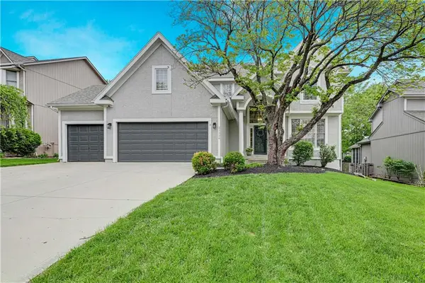 21528 W 99th Street, Lenexa, KS 66220