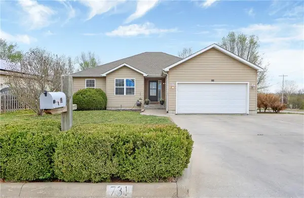 731 Tall Grass Drive, Junction City, KS 66441