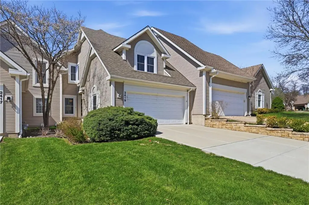 2419 W 137th Place, Leawood, KS 66224 - #1