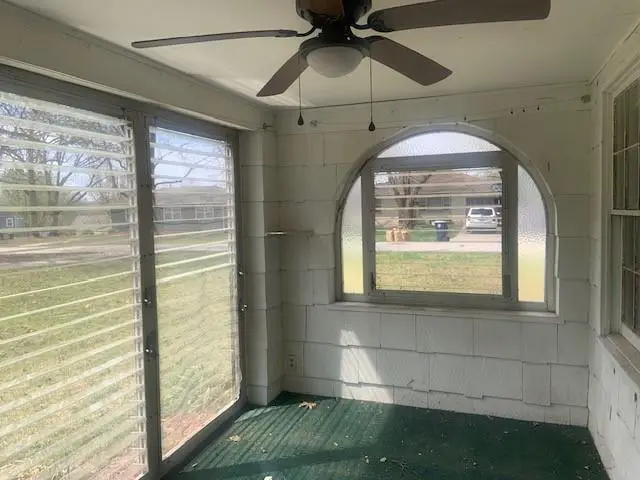 8117 Walnut Street, Kansas City, MO 64114 - #2